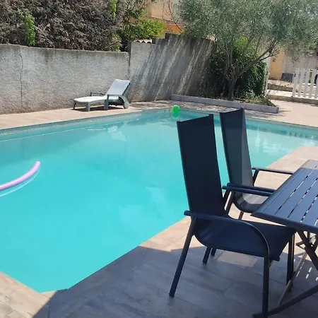 Agreable Avec Piscine Entre Et Vignes Apartment