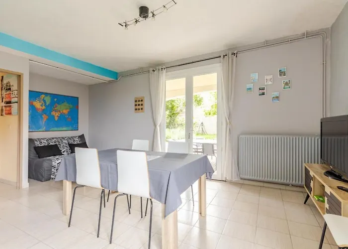 Agreable Avec Piscine Entre Et Vignes *